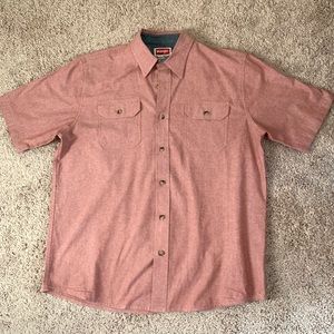Men’s Wrangler Red Short Sleeve Button Down